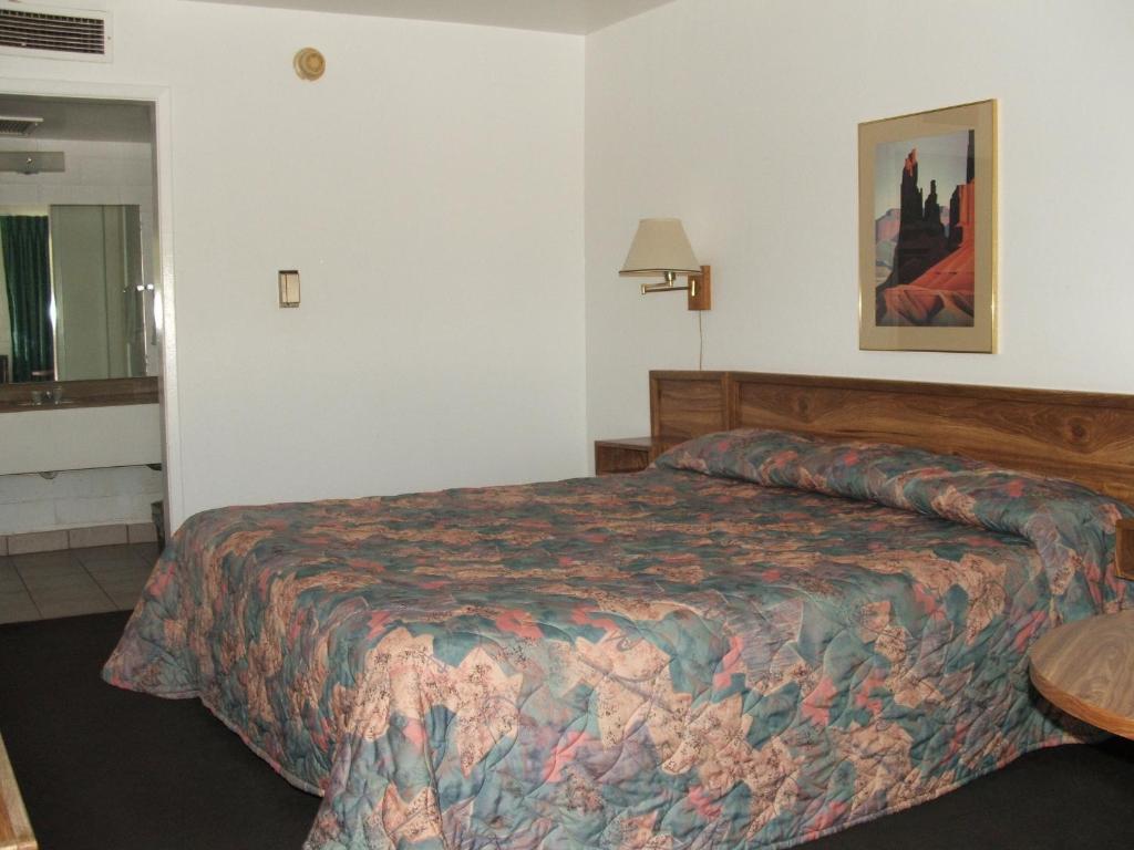 Arizona Inn Kingman Room photo